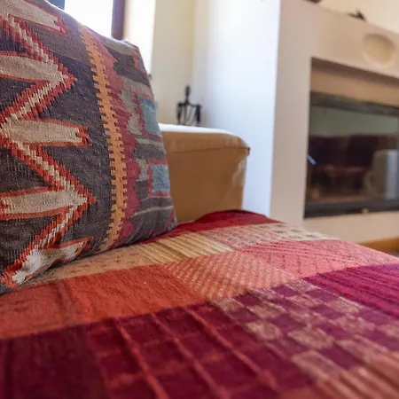 בית נופש Rustic In Heart Of