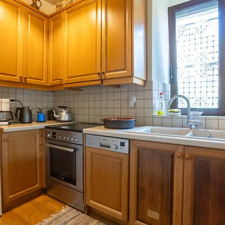 בית נופש Rustic In Heart Of סטמניצה